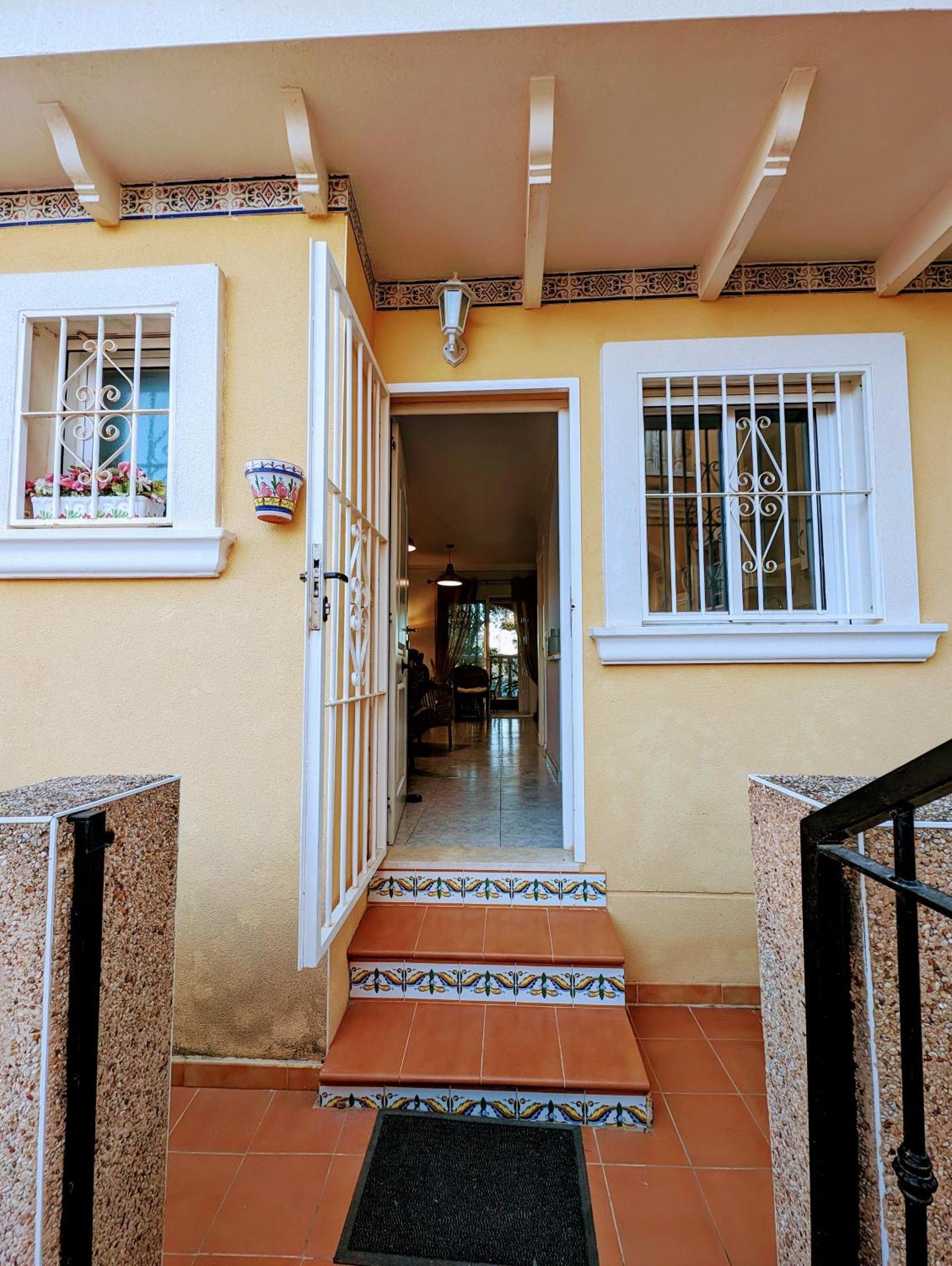 2 Bedroom Algorfa Townhouse With Pool Castillo de Montemar Buitenkant foto